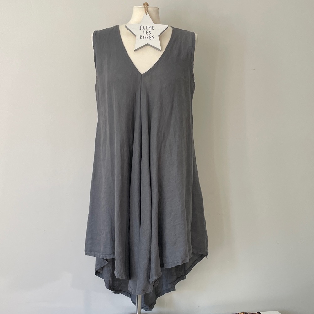 MADE IN ITLAY Gray Linen Sleeveless V-Neck Dress